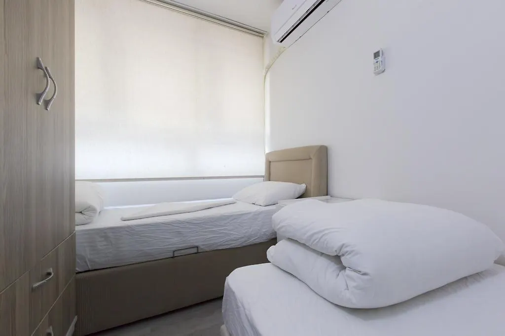 In House Hostel Σμύρνη 0*,  Τουρκία